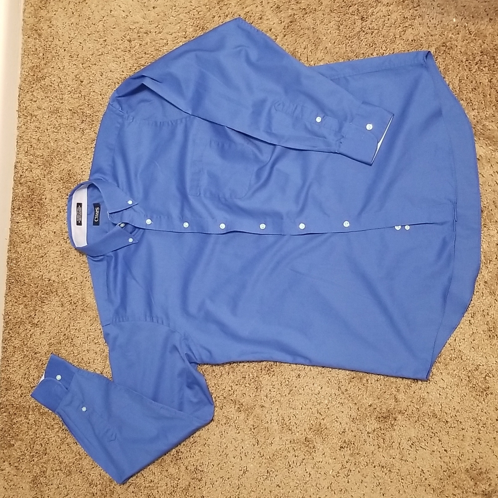 Chaps Dress Shirt. Neck 16-16 1/2. Sleeves 34-35. Great Condition.